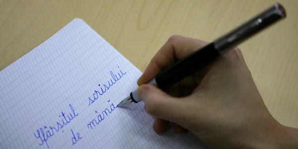 Sfarsitul scrisului de mana FOTO Adevarul