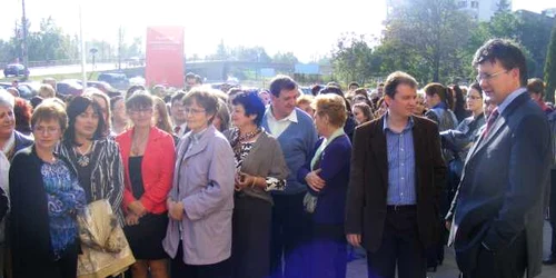 Angajaţii Finanţelor Publice Locale au protestat ieri şi astăzi