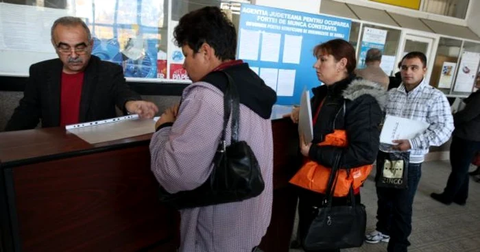 Sute de ialomițeni se află în căutarea unui loc de muncă  