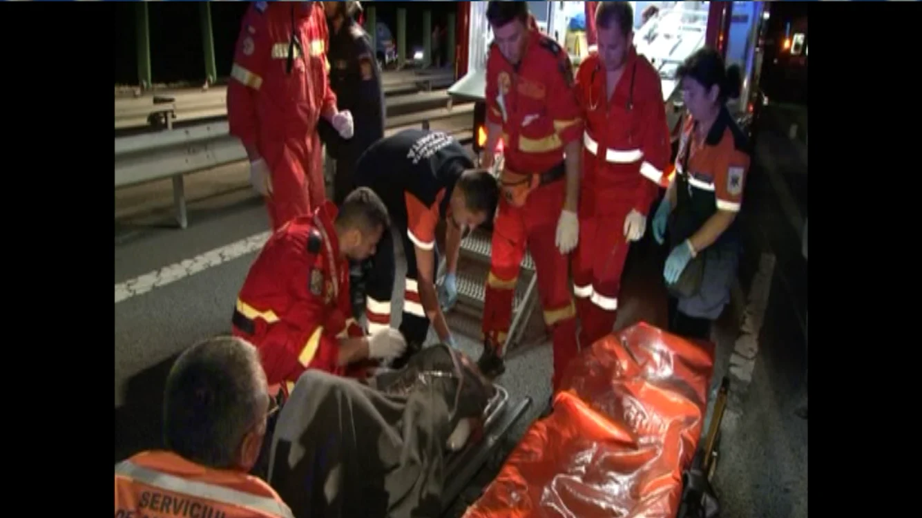 
    Nouă răniți în accidentul de autocar au plecat acasă, iar alți patru urmează în cursul zilei de azi   