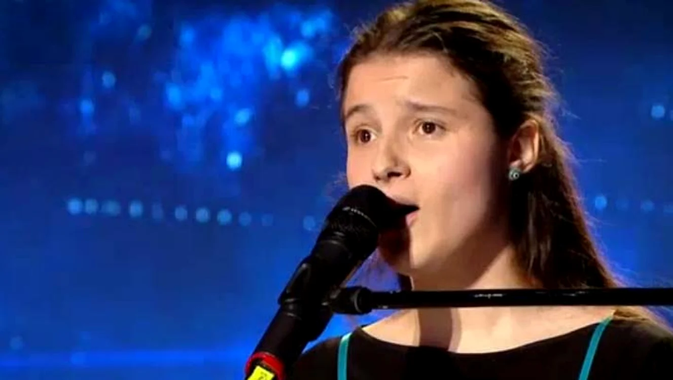
    Mara a cântat o melodie pe care a compus-o singură Foto: captură Pro Tv  