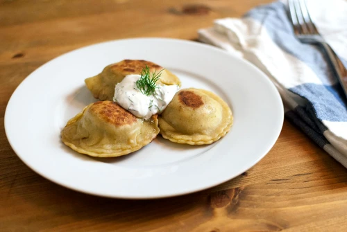 pirosti cu cartofi jpeg