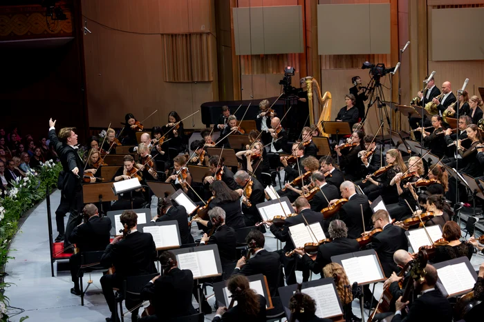 Klaus Mäkelä și Orchestra Regală Concertgebouw. Foto Andrei Gindac