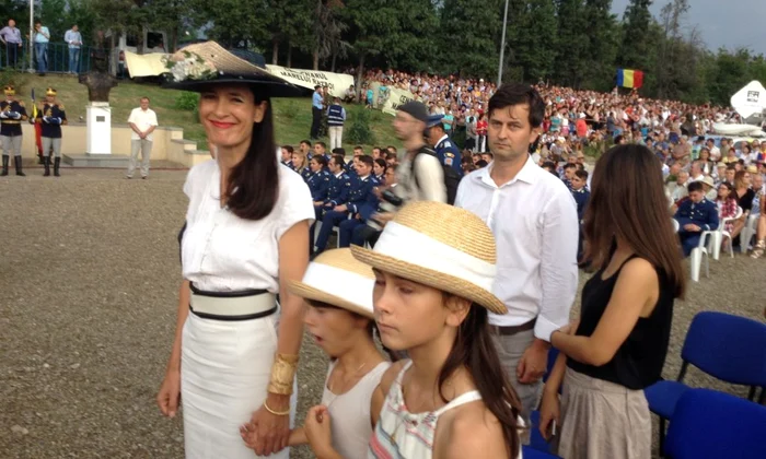 9 clotilde armand copii 1 jpg jpeg