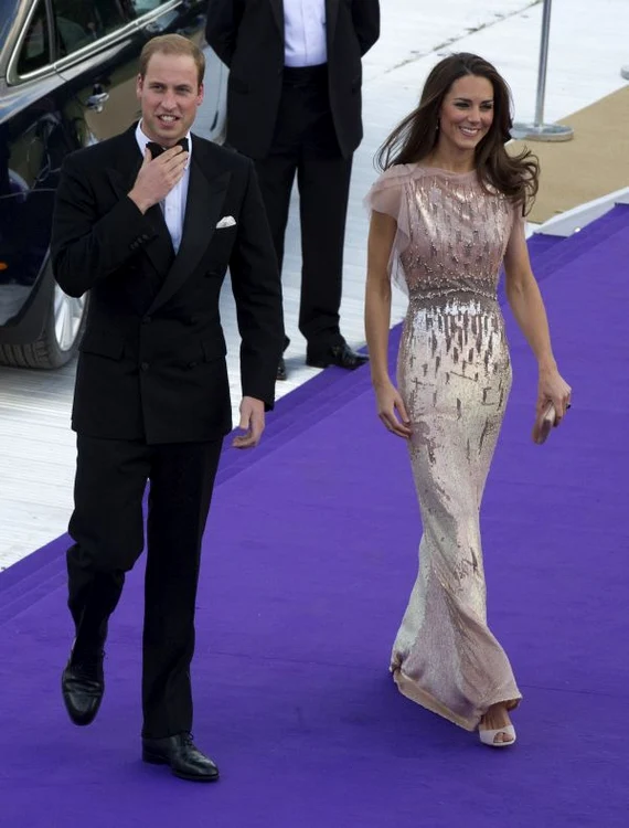 Kate şi William, duce şi ducesă de Cambridge, au participat la gala ARK de la Palatul Kensington din Londra