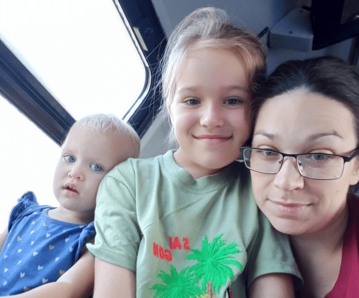 Imaginea de neșters din mintea unei refugiate din Ucraina: „Soțul meu a rămas în urma mașinii cu care am plecat“ 