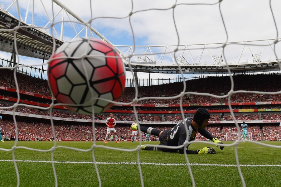 Reacția echipei Arsenal Londra după ce gruparea teroristă ISIS a amenințat că va viza meciurile din Liga Campionilor