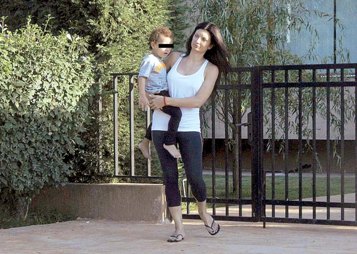 Claudia Pavel şi fiul ei, Noah