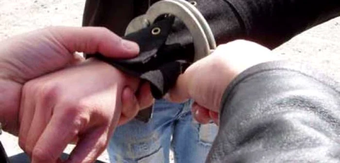 Poliţiştii din Bălţăteşti au dezlegat misterul jafului de Crăciun