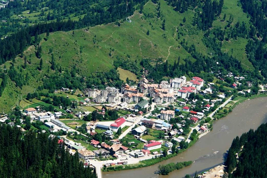 Oraşul Broşteni are cea mai mare întindere din ţară