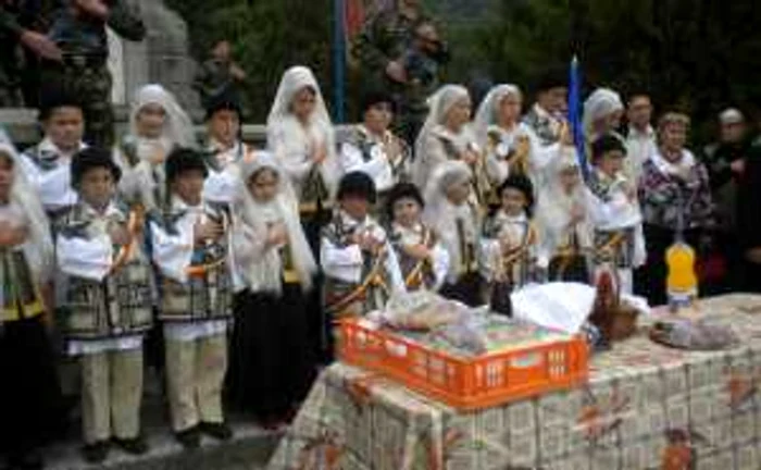 Ceremonii religioase şi militare la Oituz şi Poiana Sărată