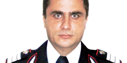 plutonierul mojor Ionuţ Dobre