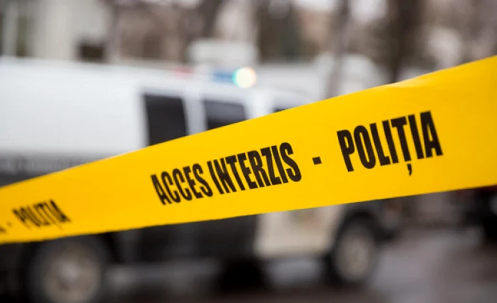 Poliția a izolată zona pentru a îndepărta pericolul FOTO Adevărul