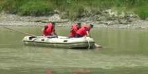 Trupul bărbatului a fost scos din ape sâmbătă dimineață