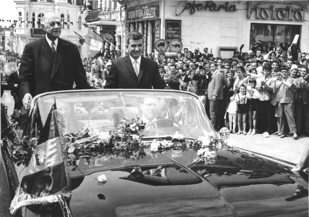 DE Gaulle jpg jpeg