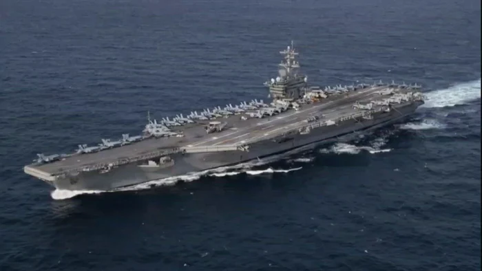 Portavionul USS Abraham Lincoln intră în apele CENTCOM FOTO: X/ @Currentreport1