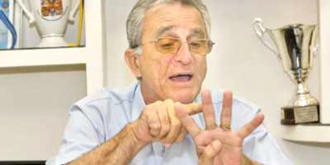 Cristian Gaţu, explicându-ne, cu sistem, traseul vieţii sale: cum a început, ce a făcut, ce-şi mai doreşte