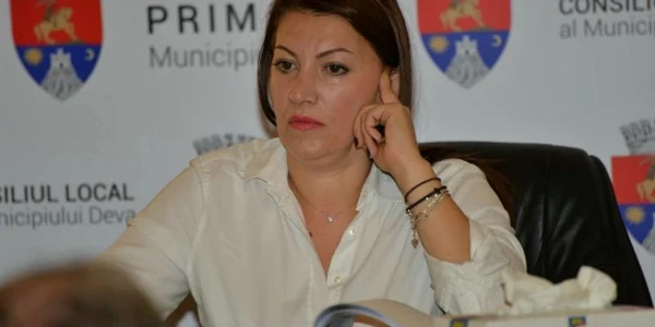 secratar primaria deva