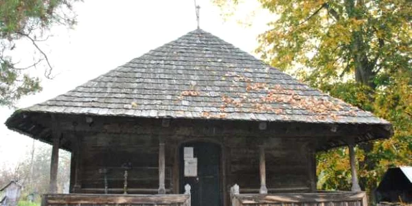 Biserica din lemn din Valea lui Pătru este mai veche de 300 de ani Foto-C.J.C.P.C.T Dolj 