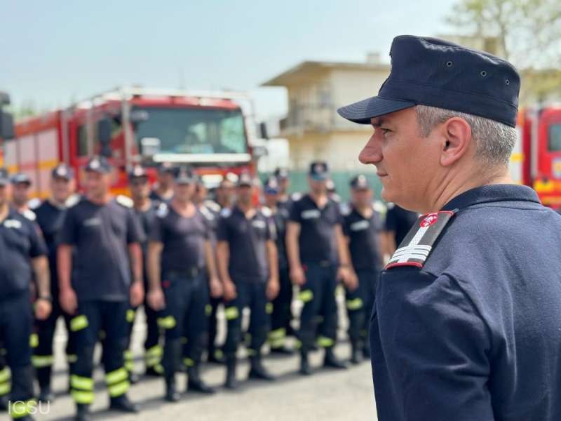 40 de pompieri români vor fi mutați pe Insula Rodos pentru a ajuta la stingerea incendiilor VIDEO