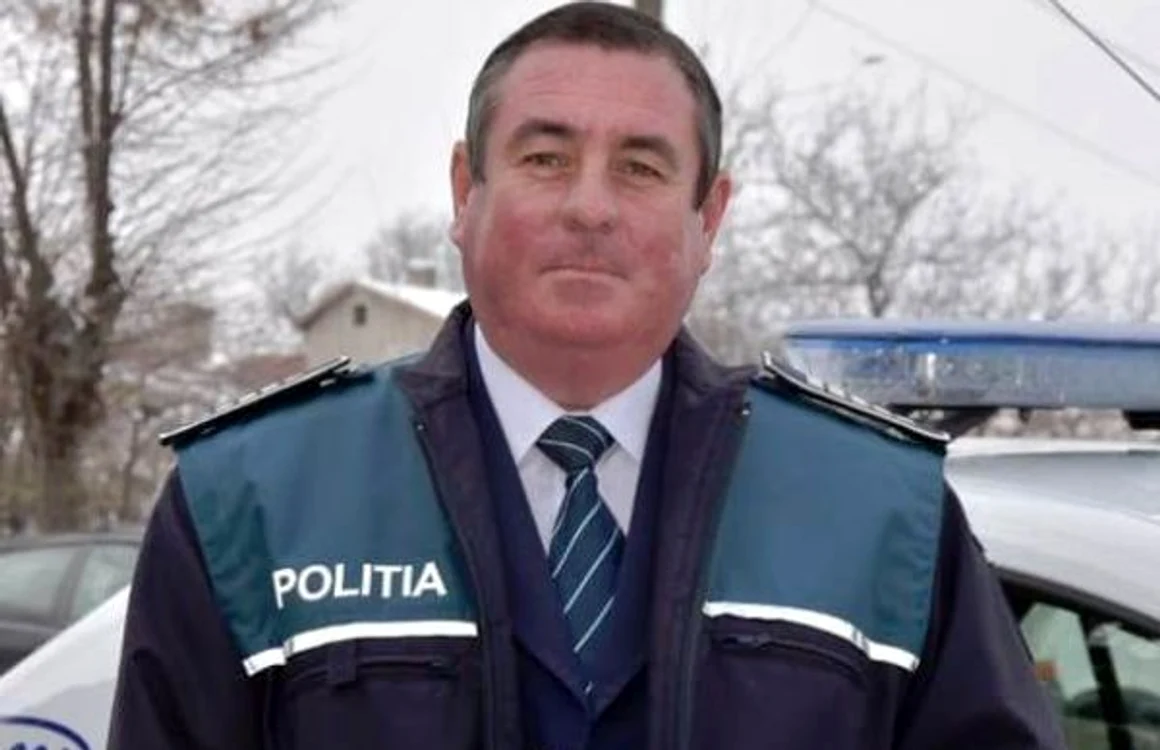 politist mort spital