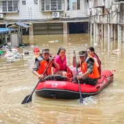 Autoritățile chineze au evacuat sâmbătă peste 1,8 milioane de persoane. FOTO: X/@BishopPOEvang