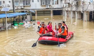 Autoritățile chineze au evacuat sâmbătă peste 1,8 milioane de persoane. FOTO: X/@BishopPOEvang