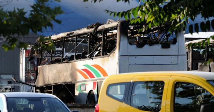 FOTO: Vosizneias.com | Atacul terorist asupra autobuzului cu israelieni a avut loc în parcarea aeroportului Burgas