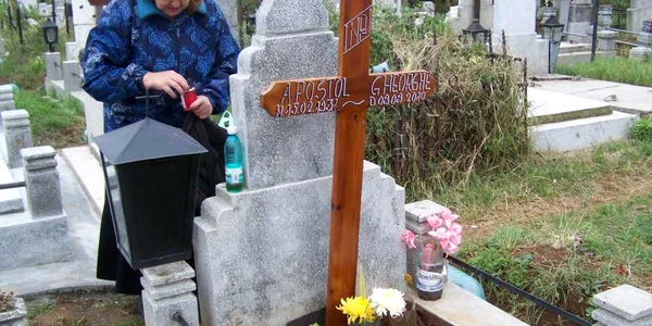 Bomba a fost gasita de groparii care săpau groapa mortului foto Arhivă