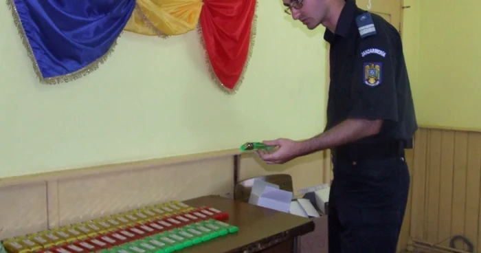 Cei cinci elevi vor efectua un stagiu de pregătire de 30 de zile