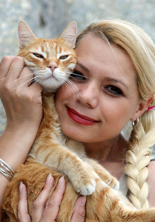 Mariana Calfa e răsfăţată de iubitul ei numai cu daruri scumpeFoto: arhivă personală
