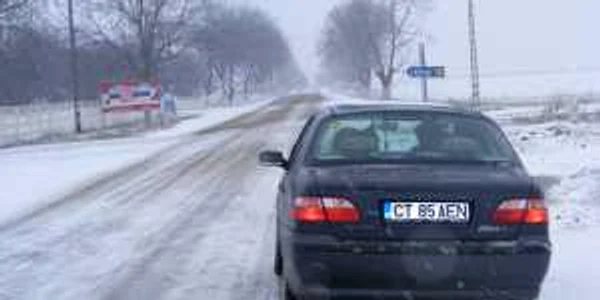 Maşinile şi-au adaptat viteza la vremea de afară