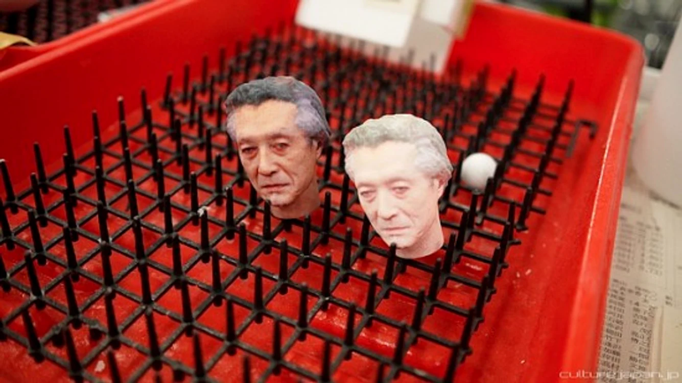 Chipul păpuşilor seamănă incredibil cu cel al clienţilor