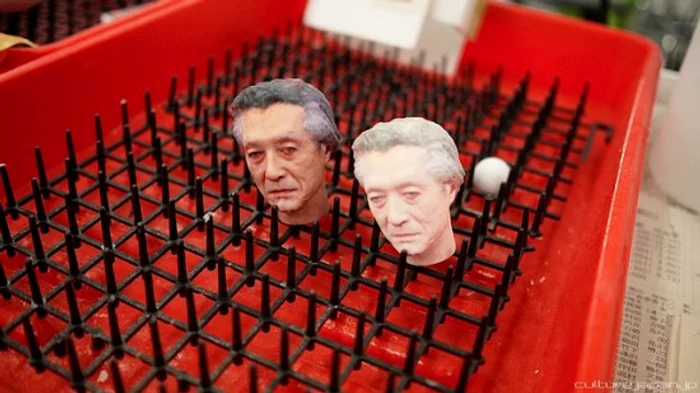 Chipul păpuşilor seamănă incredibil cu cel al clienţilor