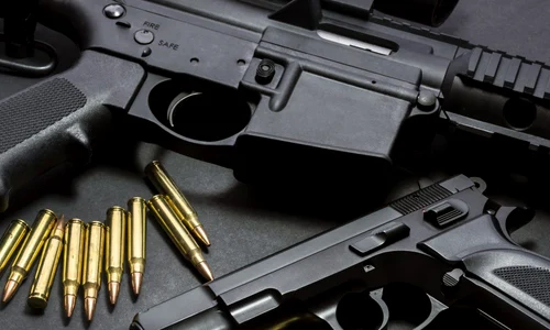 pistol si munitie 1070x600 jpeg