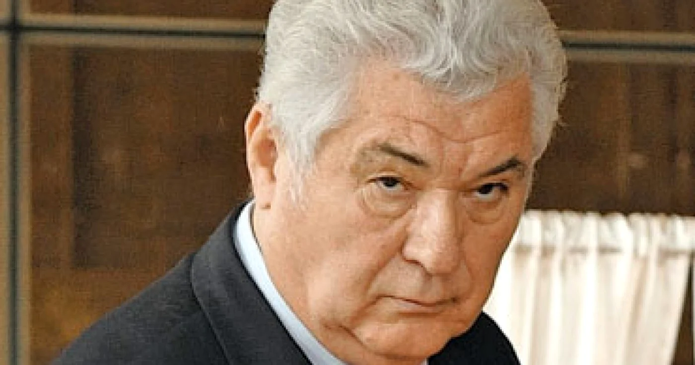 Voronin către un lider al opoziţiei: "Du-te-n puii mei"