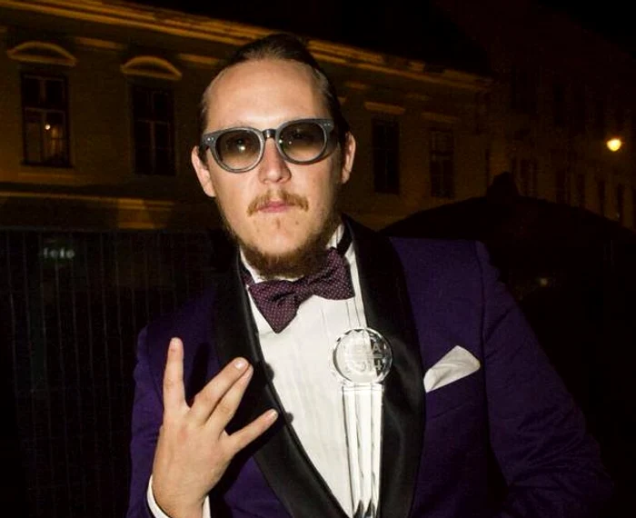 
    What's Up vrea să antifoneze dormitor pentru a nu îşi deranja veciniiFoto: Arhiva personală  