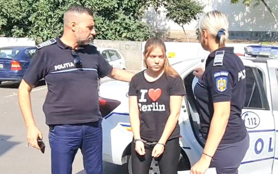 Criminala de la Mangalia, adusă în cătușe la Medicina Legală. Procurorii vor să vadă dacă are discernământ VIDEO
