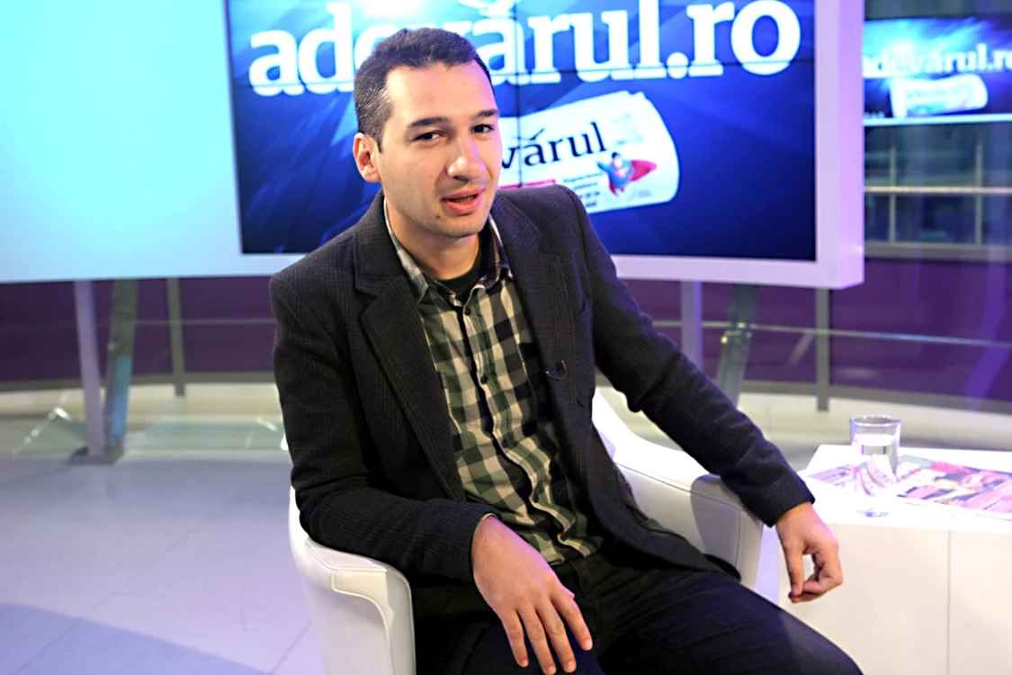 Cătălin Cojoc, membru al trupei de rap creştin Pocăiţii, în studioul Adevărul Live