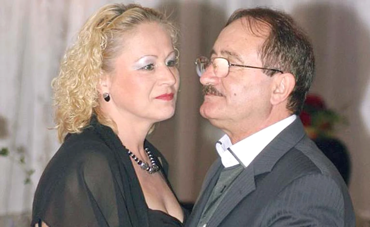 
    Cornel şi Iuliana locuiesc din nou împreunăFoto: wowbiz.ro  