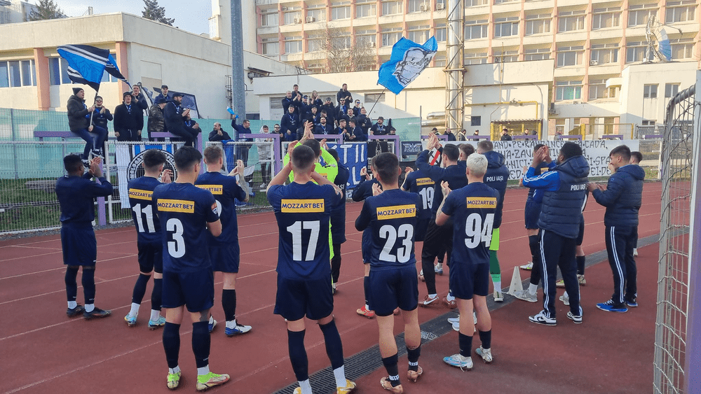 Politehnica Iaşi dă piept cu CSA Steaua. Cele două echipe se bat pentru primul loc