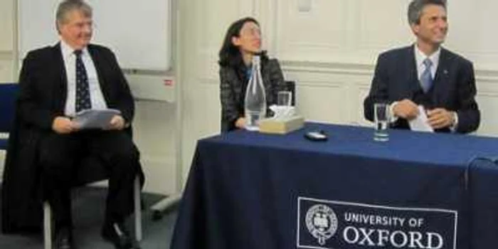 Profesorul Martin Maiden (dreapta) susţine că limba română este ”sora pierdută a limbilor romanice” FOTO: Oxford University