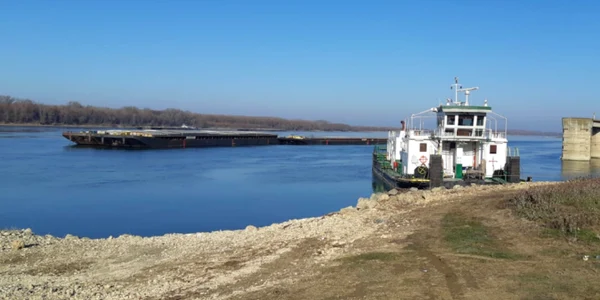 Căutări marinar căzut de pe barjă în Dunăre Sursa ISU Constanţa
