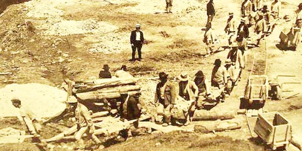Spionii CIA erau preocupaţi în special de cantităţile de bauxită obţinute la Roşia Montană FOTO FUNDAŢIA CULTURALĂ ROŞIA MONTANA