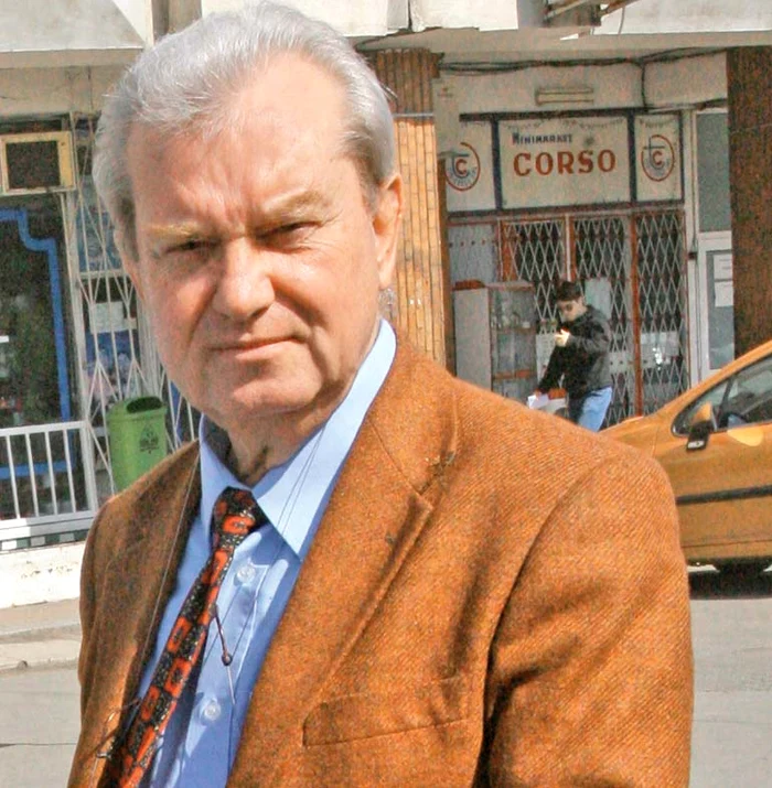 Prof. dr. Gheorghe Mencinicopschi, directorul Institutului de Cercetări Alimentare