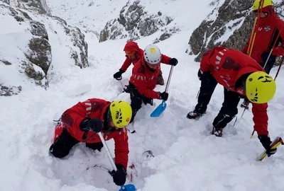 actiune salvamontişti Facebook Salvamont Prahova jpg