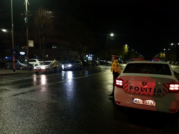 Controale pentru limitarea răspândirii COVID-19 FOTO IPJ Ialomiţa