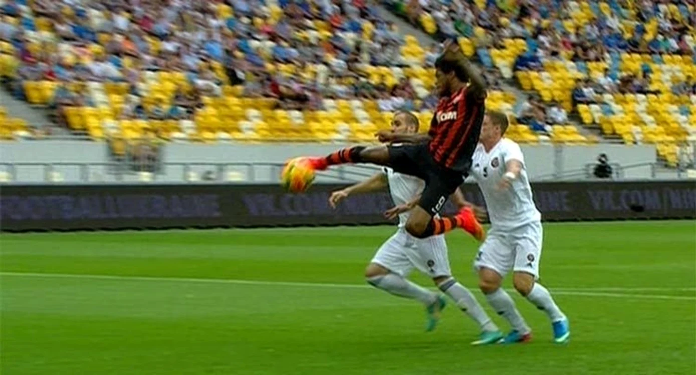 
    Adriano a marcat cel mai rapid gol  