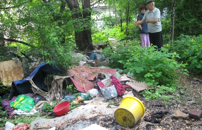 Coşmarul oamenilor de pe strada Văcărescu FOTO Ştefan Both