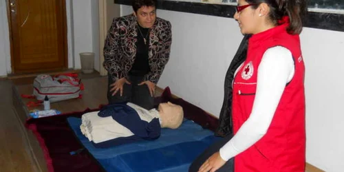 Profesorii au fost instruiți cum să acorde primul ajutor